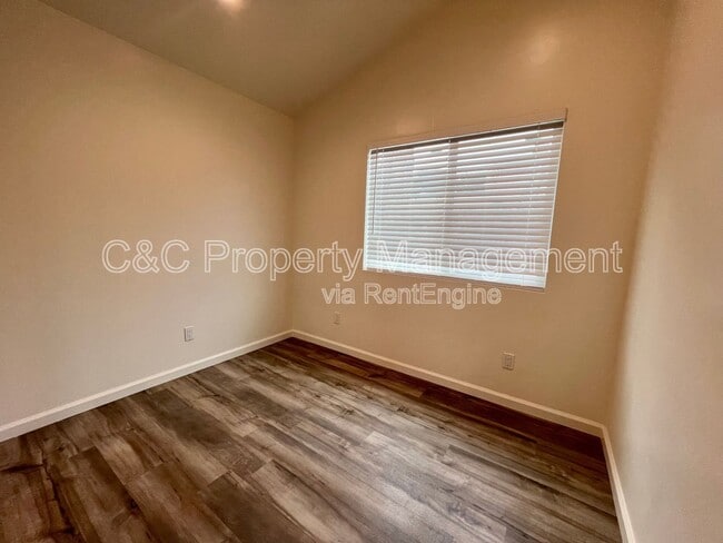 Photo - 1601 Hilby Ave Unit A