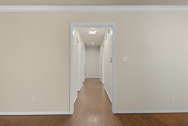 Photo - 2912-2914 Fairway Hamlet Ct