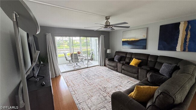 Photo - 600 Valley Stream Dr Unit F6