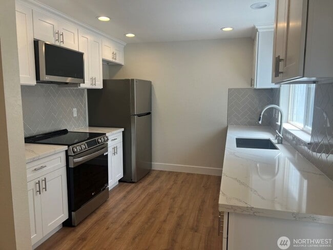 Photo - 14309 NE 7th Pl Unit 3