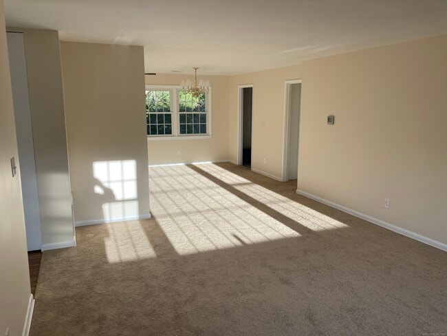 Photo - 167 Heritage Hill Rd Unit APT D