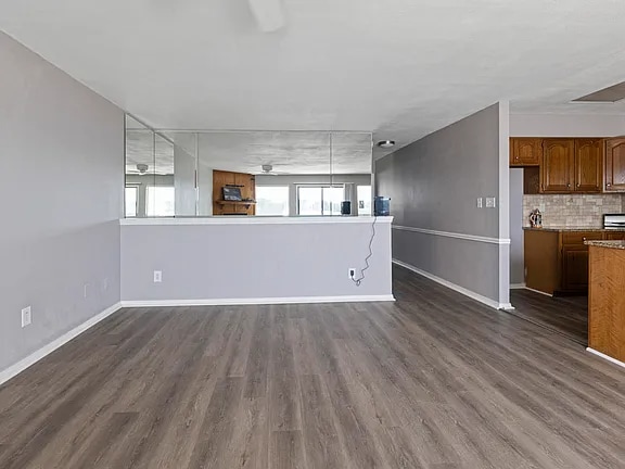 241 Anchor Rd