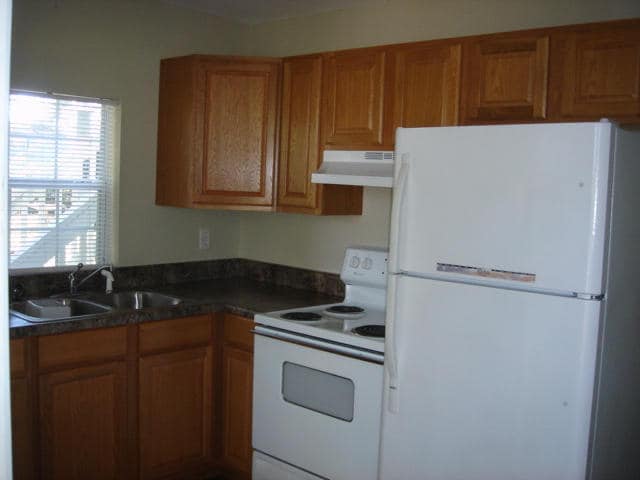 Photo - 228 Chicago Ave