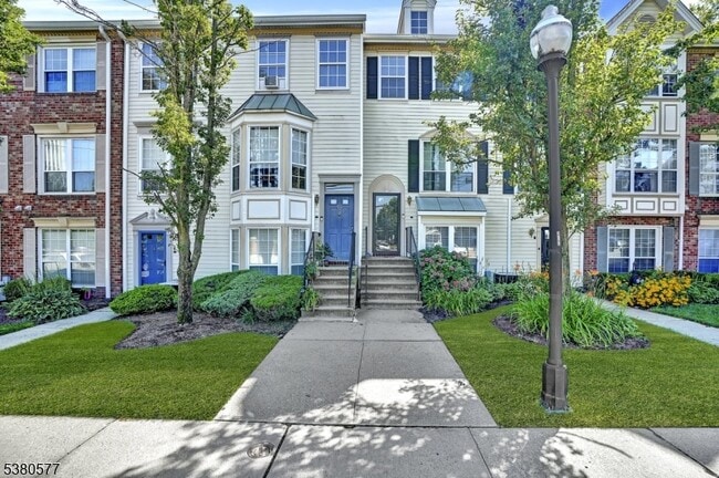 Building Photo - 94 13th Ave Rental