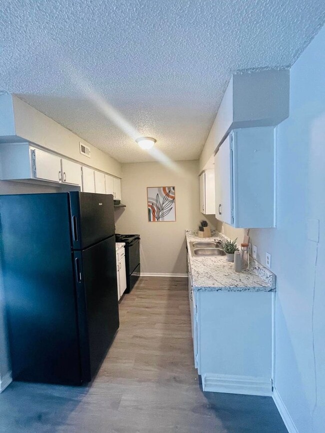 Photo - The Flats @ 5900