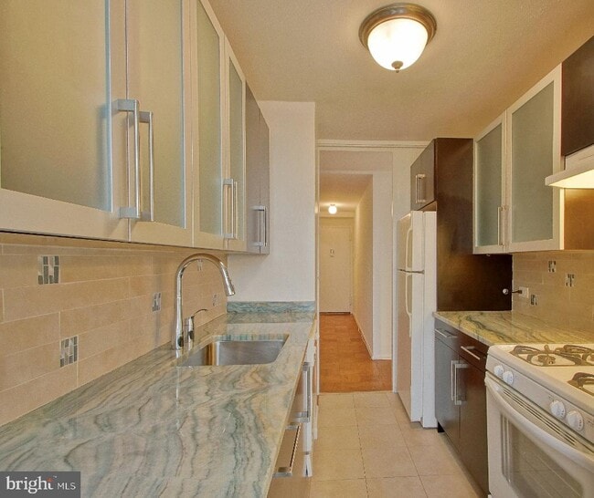 Photo - 200 Locust St Unidad 28AN