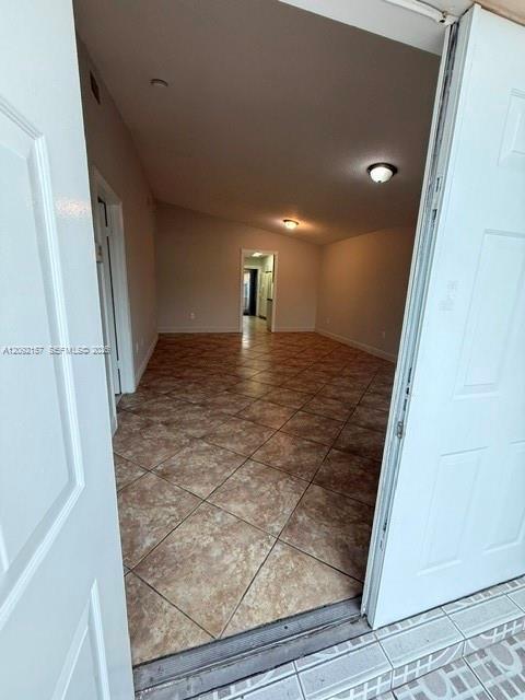 8956 NW 120th St