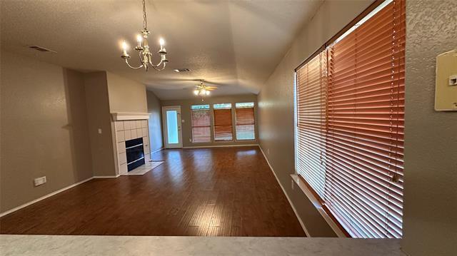 Photo - 913 Austin Ln