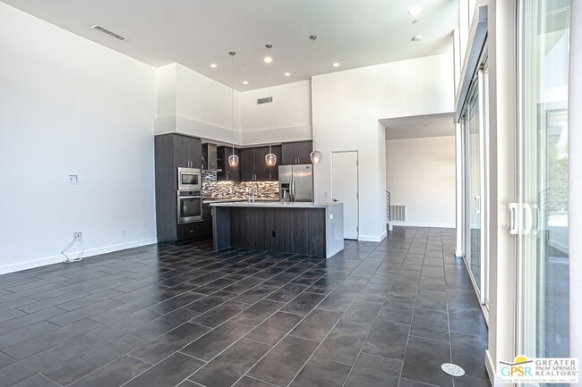 Photo - 392 Suave Ln