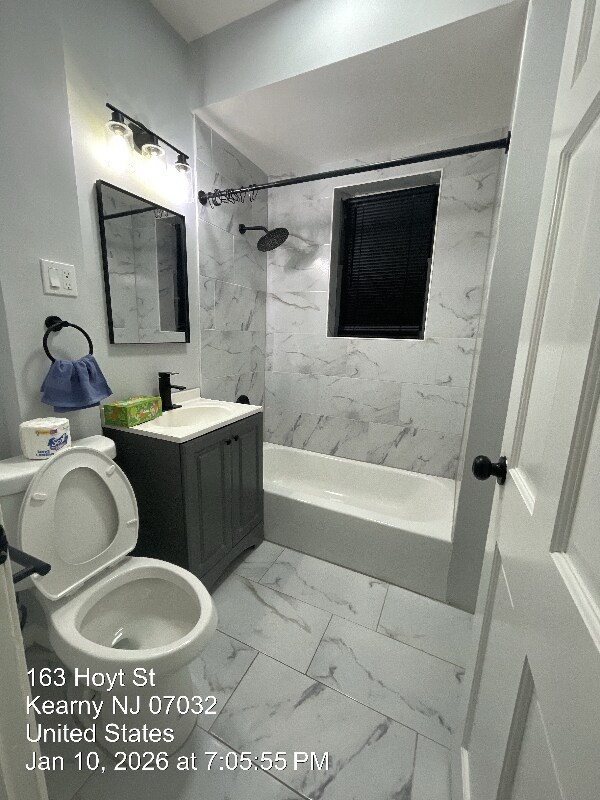 Photo - 165-165 Hoyt St Unit 2