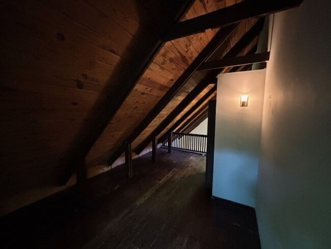 Photo - 402 Lindsay Rd Unit 02