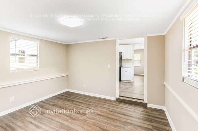 Photo - 2334 Auburn St S