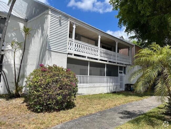 Building Photo - 10441 Mahogany Key Cir Unit 206 Rental
