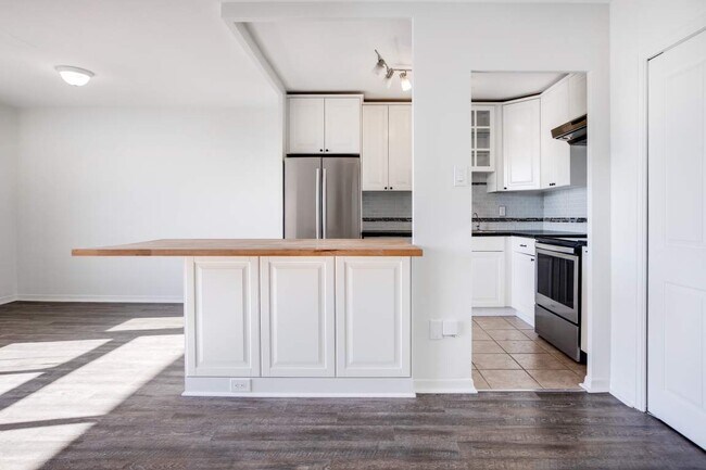 Kitchen - 10 Fontenay