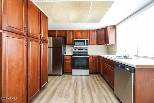 Photo - 6627 S 44th St