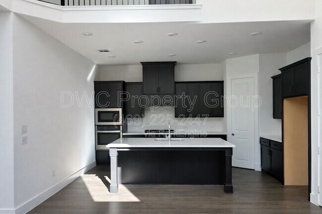 Photo - 1517 Kinglet Pl