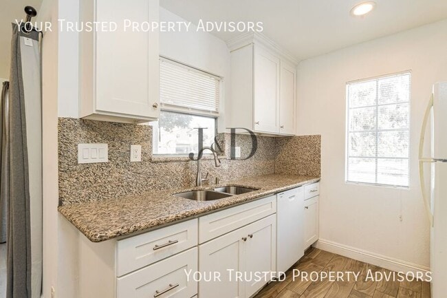 Photo - 10790 Aderman Ave