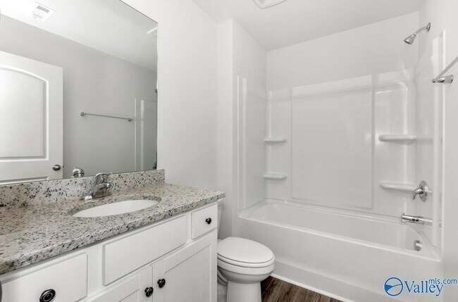 Photo - 217 Bay Pine Dr