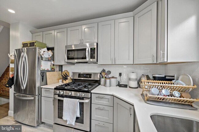 Photo - 1225 Tree St