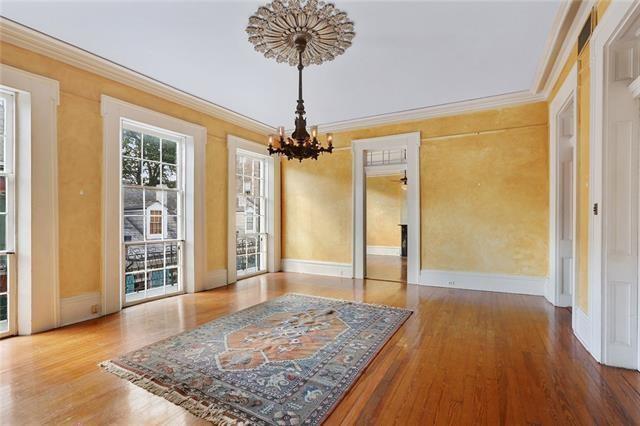 Photo - 824 Royal St