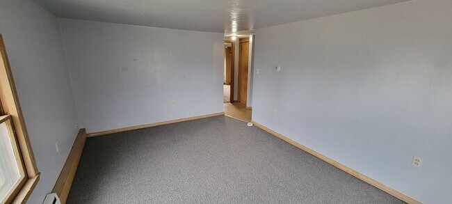 Photo - 307 Lake St Unidad Upper