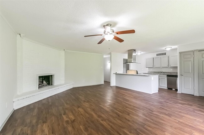 Photo - 14634 Dartwood Dr