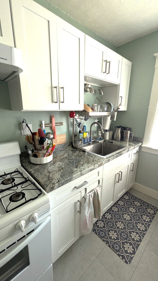 Photo - 201 Lovering Ave