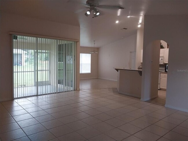 Photo - 1695 Gauguin Rd