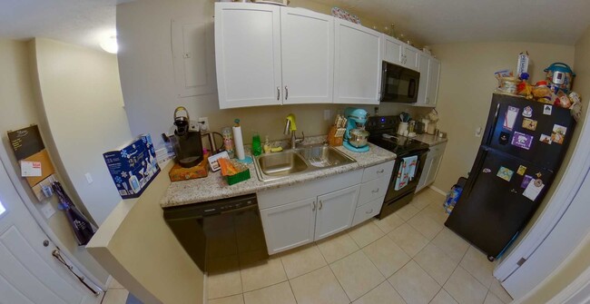 Photo - 531 Moro St Apartment Unit 2