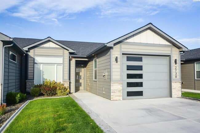 Building Photo - Low-Maintenance Living with Modern Comfort Rental