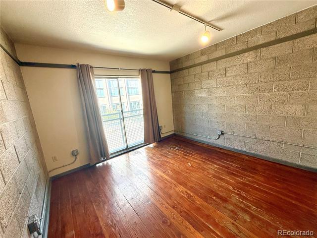 Photo - 1131 21st St