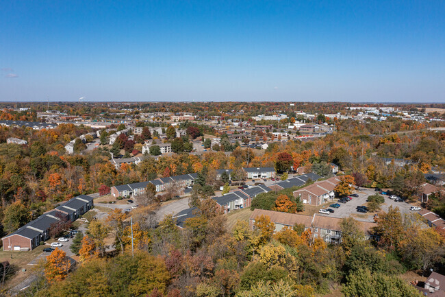 Aerial - The Woods of Oakbrook Rental