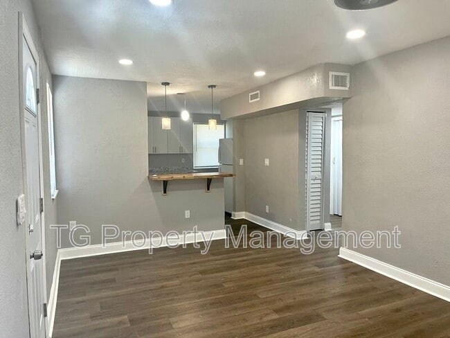 Photo - 1376 Prince St