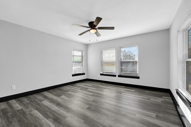 1313 10th St Unit 5