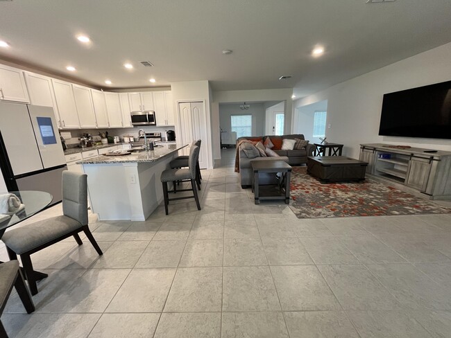 Photo - 1425 SW Vicuna Ln