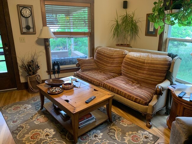 Living room - 7850 Co Rd 203