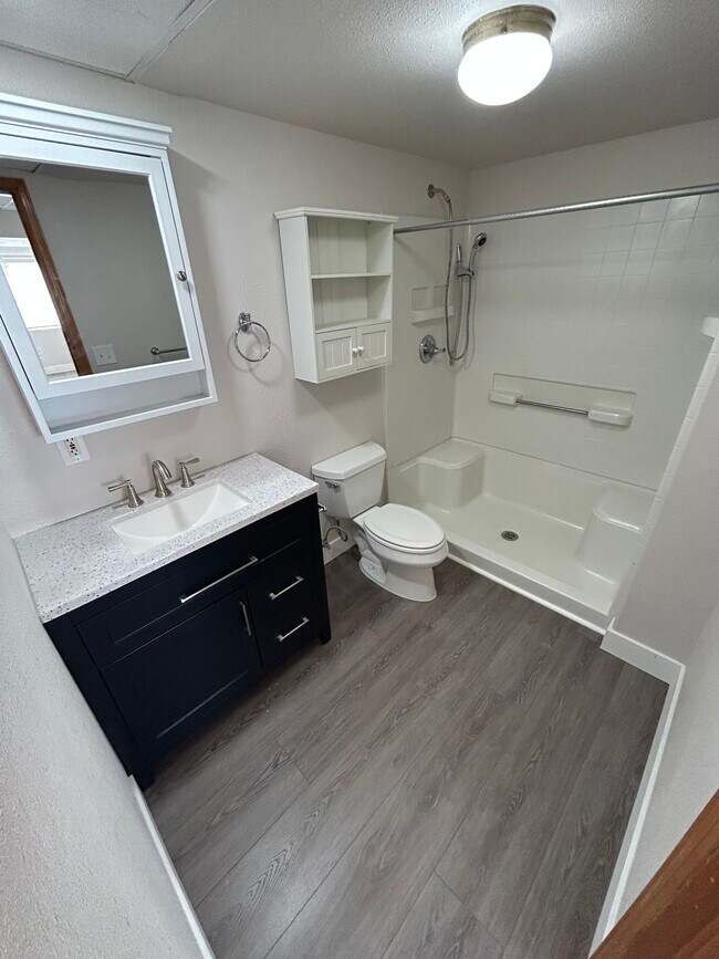 Photo - 18292 E Lasalle Pl Unit Private entry 2 bed 1 bat