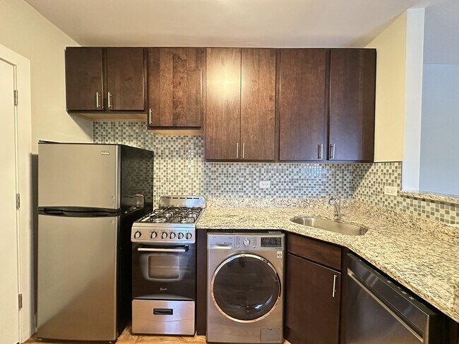 Photo - 2917 N Mildred Ave Unidad CC2