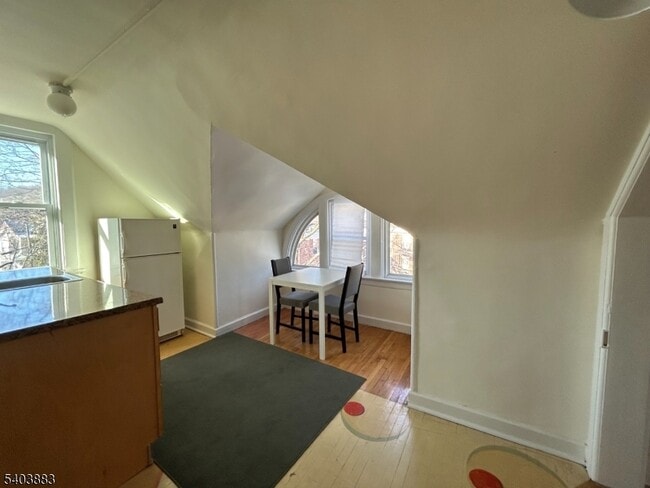 Photo - 318 Claremont Ave