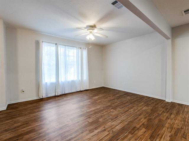 Photo - 1429 Amherst Dr