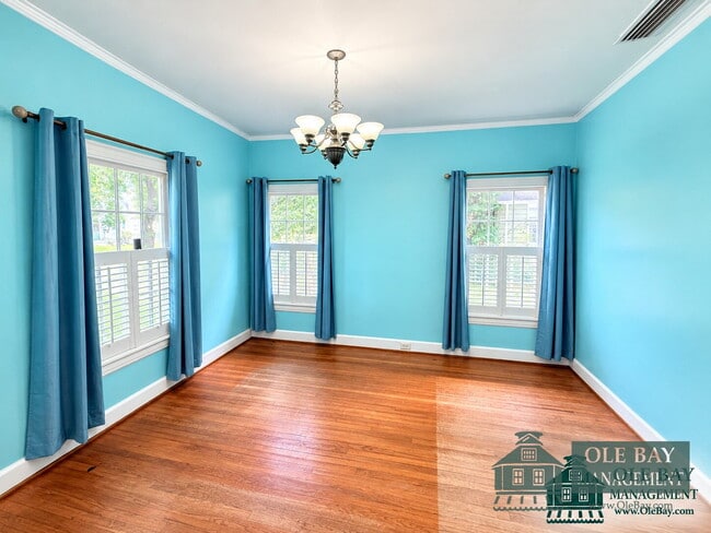 Photo - Charming Midtown Cottage