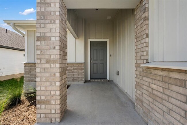 270 Boatright Blvd