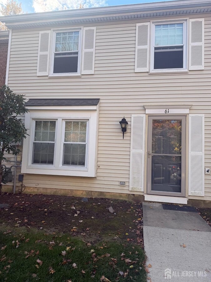 Photo - 61 Cottonwood Ct