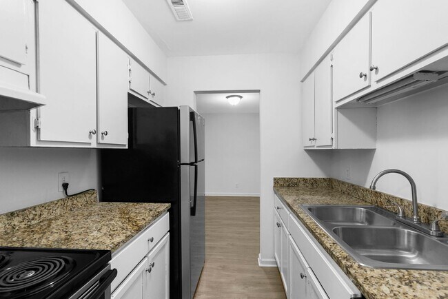 Photo - Glen Iris Place Apartments