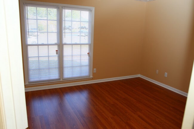 Photo - 7495 Cardinal Landing Ct