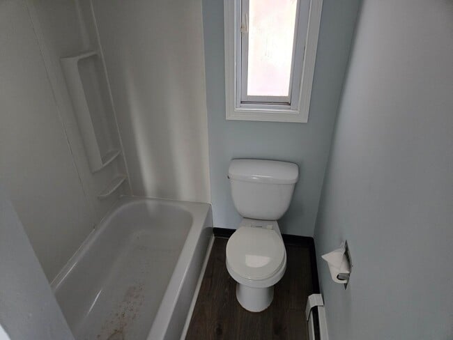 Photo - 1317 W 3rd St Unit 1317 W. 3rd St. Apt 2