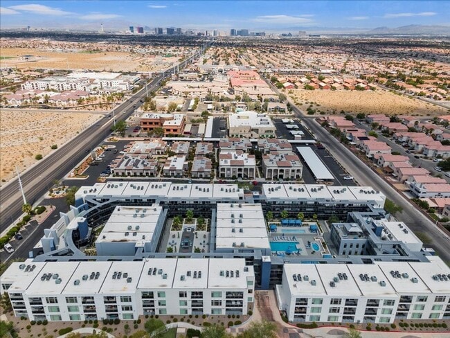 Photo - Stunning Modern 2 Bedroom, 2 Bathroom Home! Unit 120