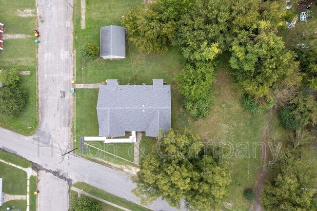 Photo - 105 Indiana Ln
