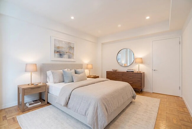 129 W 56th St Unit 3R