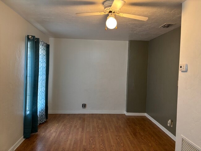 Photo - 430 20th St N Unit B